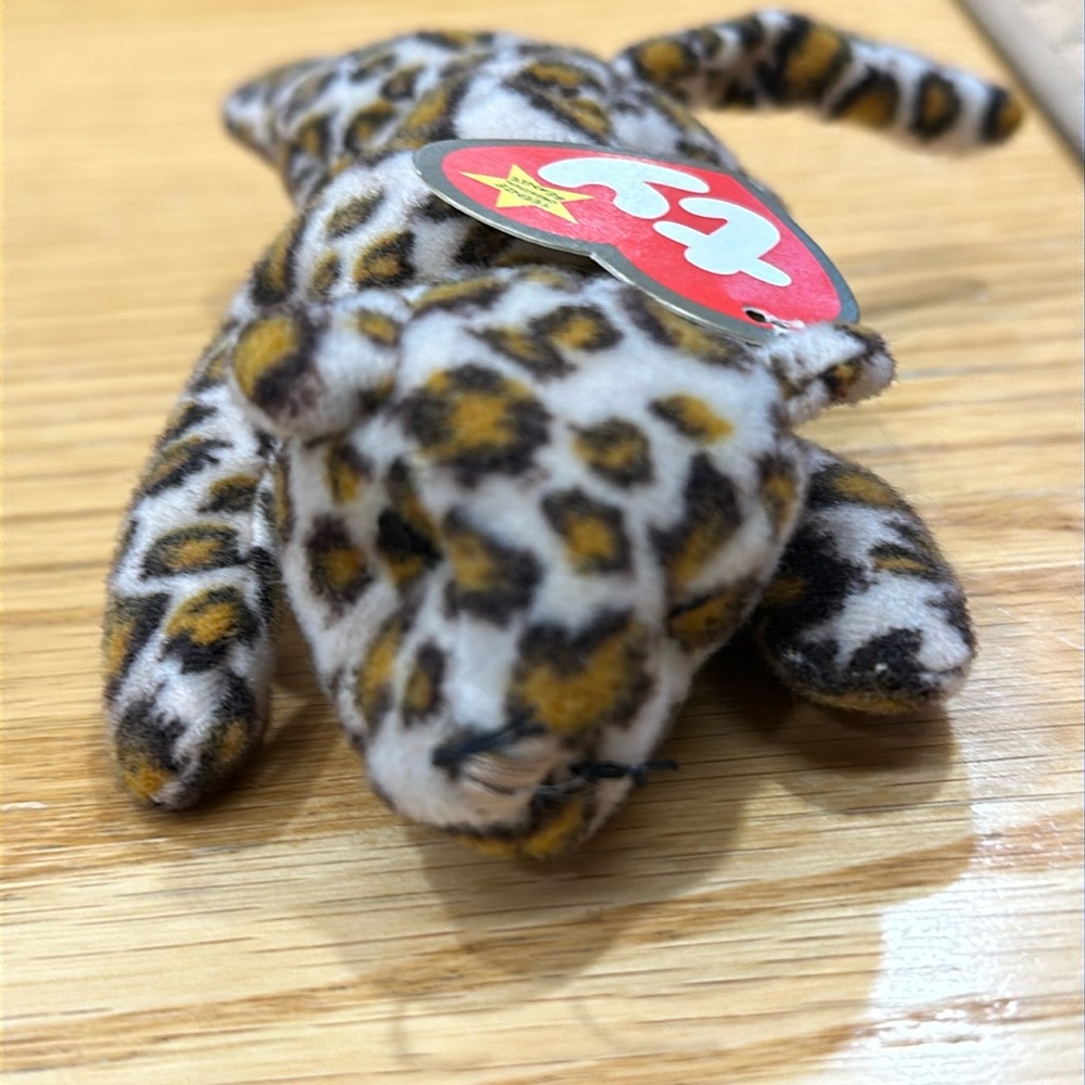 FRECKLES THE LEOPARD TY BEANIE BABIES 1996.